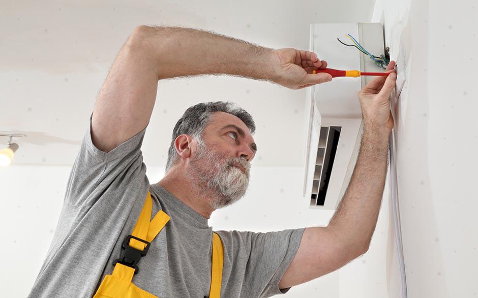recherche travail électricien bâtiment Igny